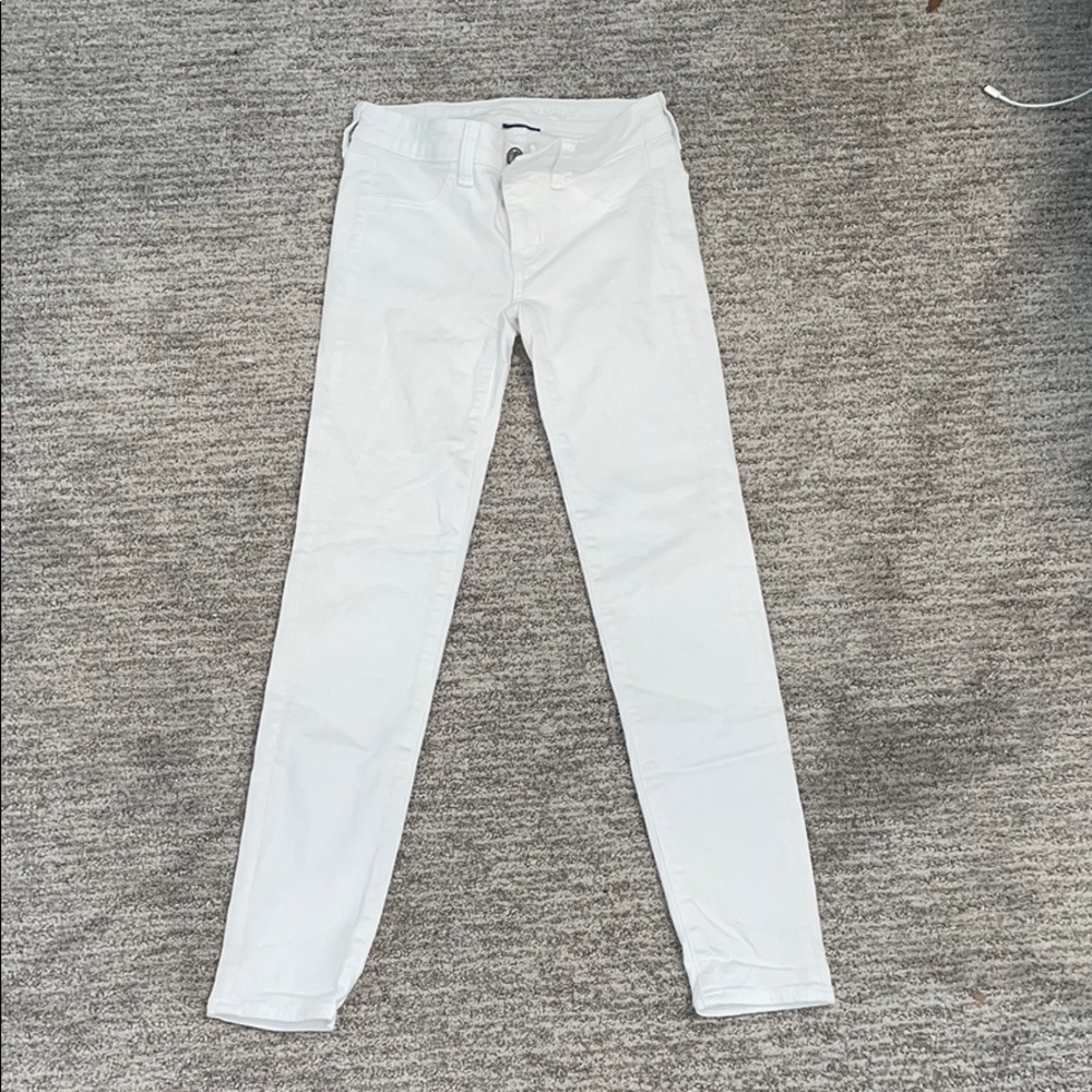 White Super Stretch American Eagle Jeans